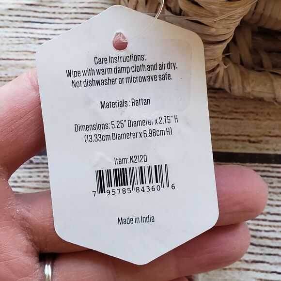 NWT Thirstystone Set of 6 Natural Rattan Round Coasters with Holder - Picture 5 of 11